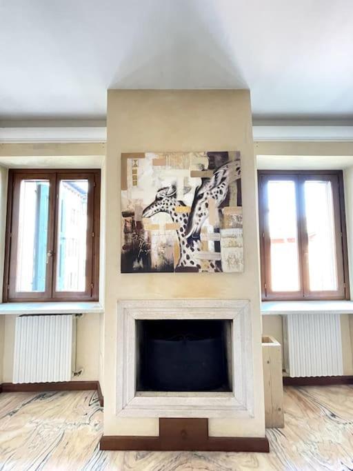 Apartment Under The Basilica Of Sant'Andrea Мантуя Экстерьер фото
