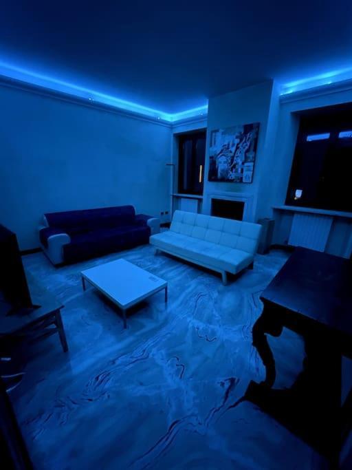 Apartment Under The Basilica Of Sant'Andrea Мантуя Экстерьер фото
