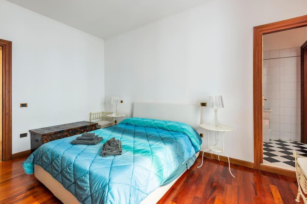 Apartment Under The Basilica Of Sant'Andrea Мантуя Экстерьер фото